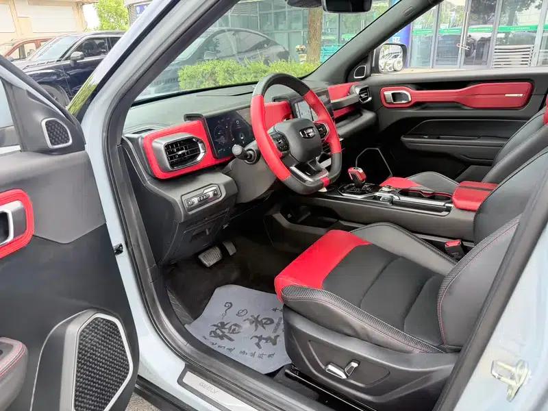 Geely ICON 2019 300T DCT Galaxy Limited Edition — миниатюра 8