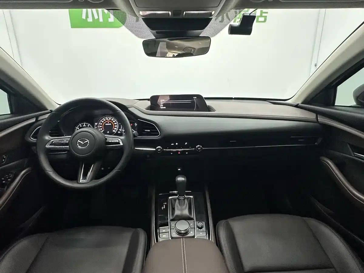 Mazda CX-30 2021 2.0L Automatic Comfort Edition — миниатюра 12