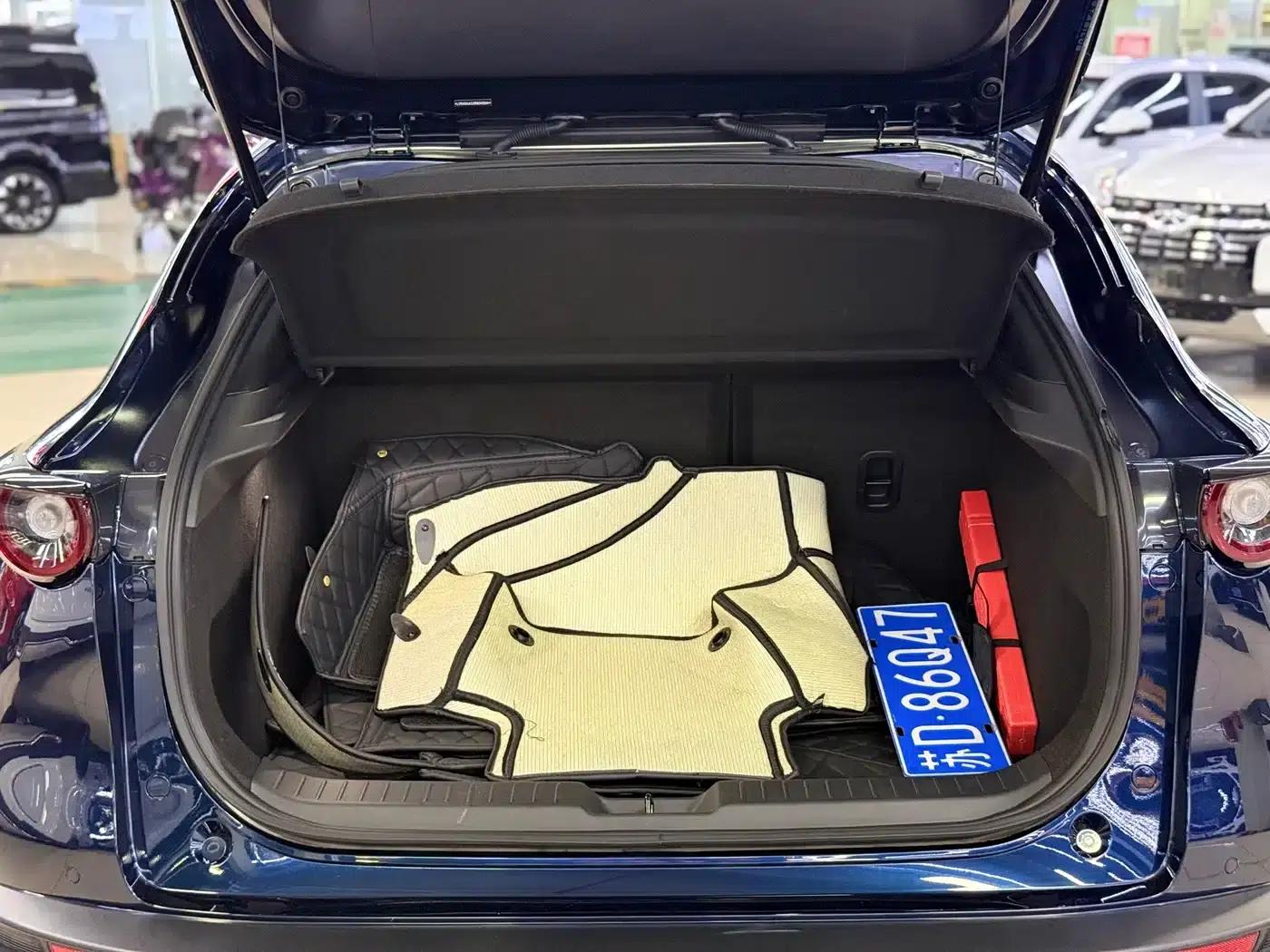 Mazda CX-30 2024 2.0L Automatic Comfort Edition — миниатюра 21