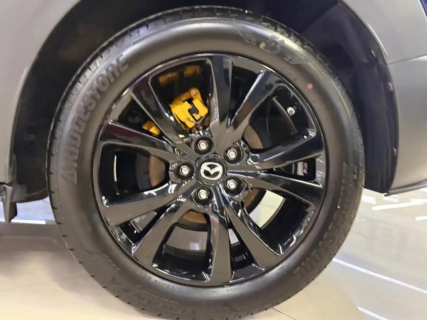 Mazda CX-30 2024 2.0L Automatic Comfort Edition — миниатюра 26