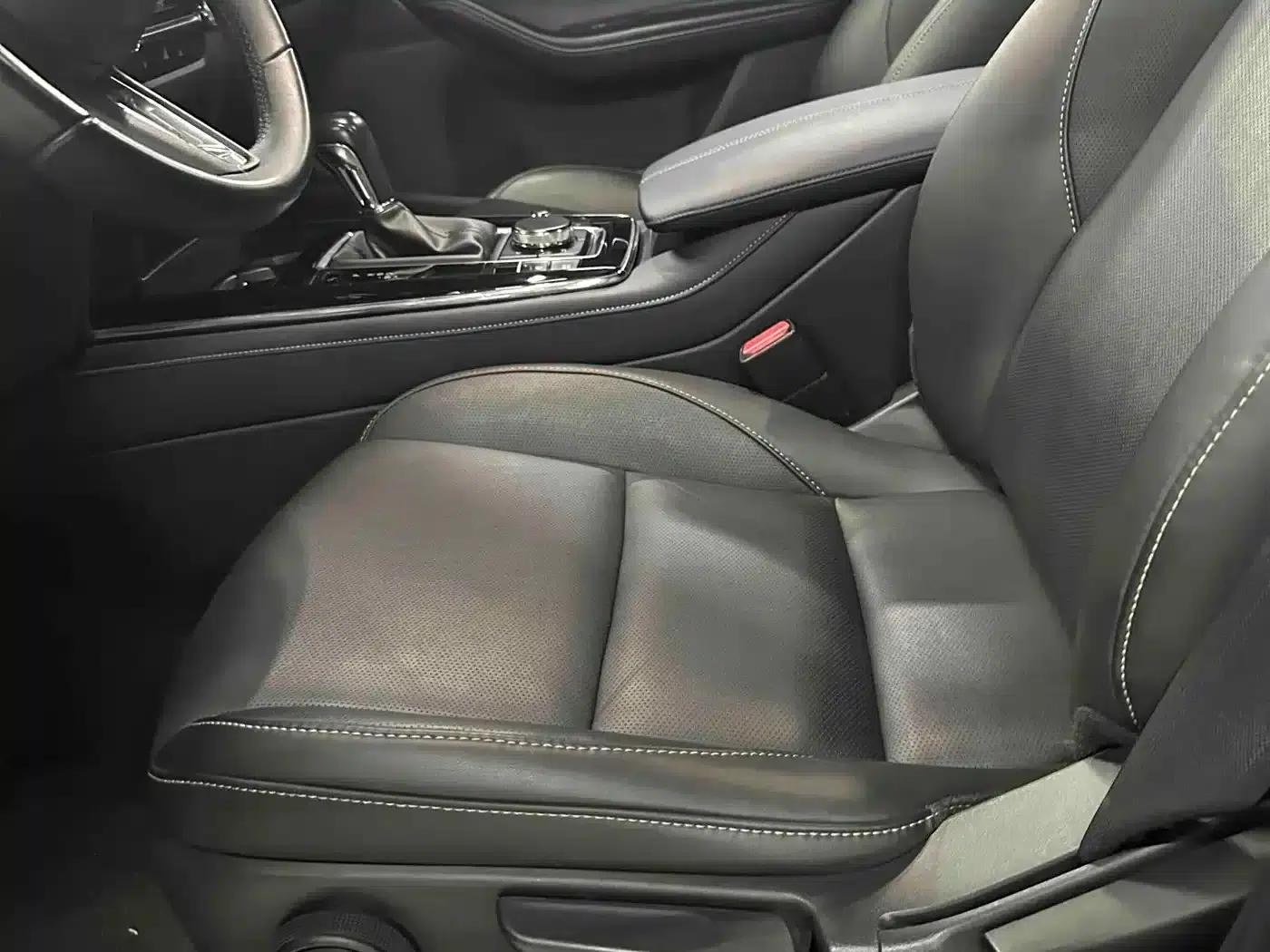 Mazda CX-30 2022 2.0L Automatic Elegance Edition — миниатюра 8
