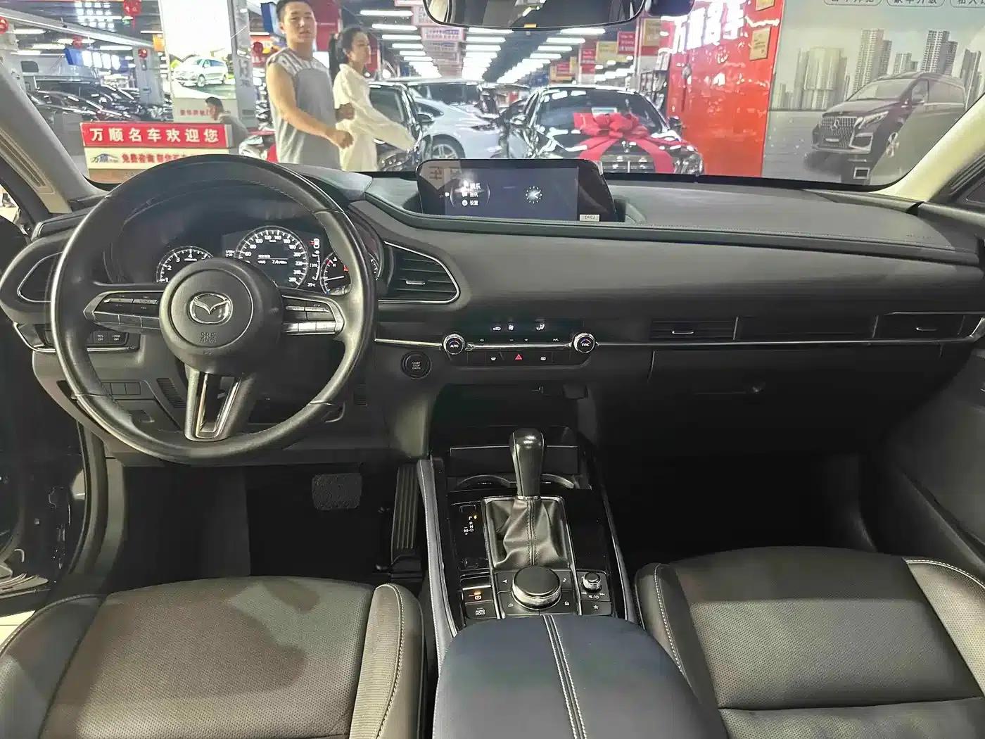 Mazda CX-30 2022 2.0L Automatic Elegance Edition — миниатюра 9