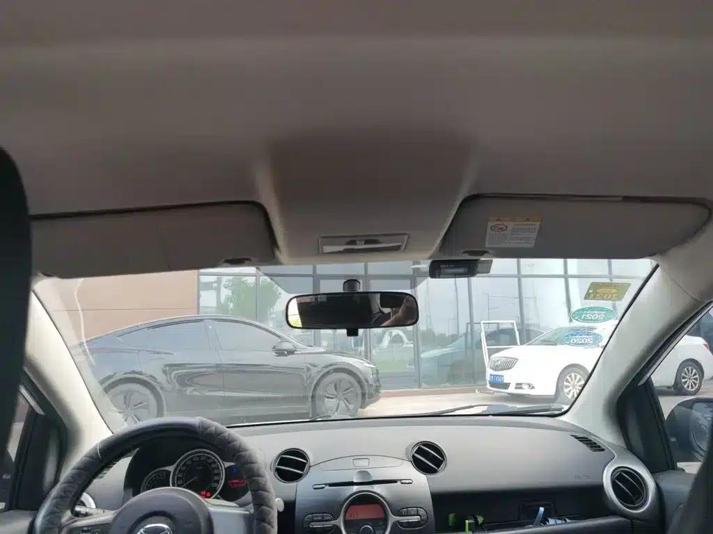 Mazda2 2012 Hatchback Dynamic 1.5L Automatic Value Edition — миниатюра 9