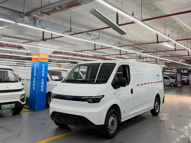 E-Fushun 2025 Model, Blind Window Version, 53.58kWh, Low Roof, 3.5 Tons