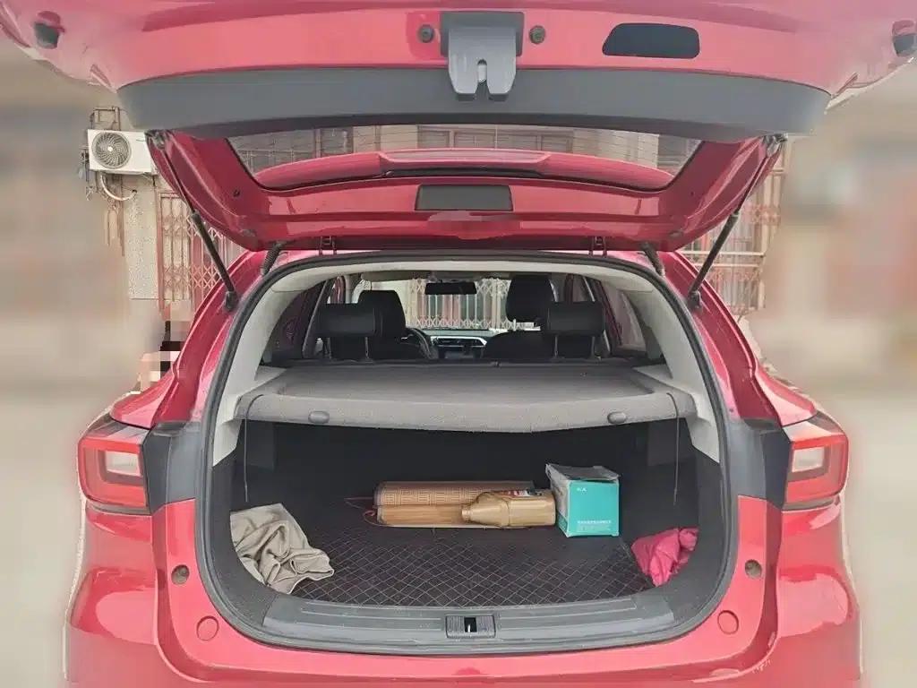 MG ZS 2017 1.5L Automatic Elite Edition — миниатюра 20