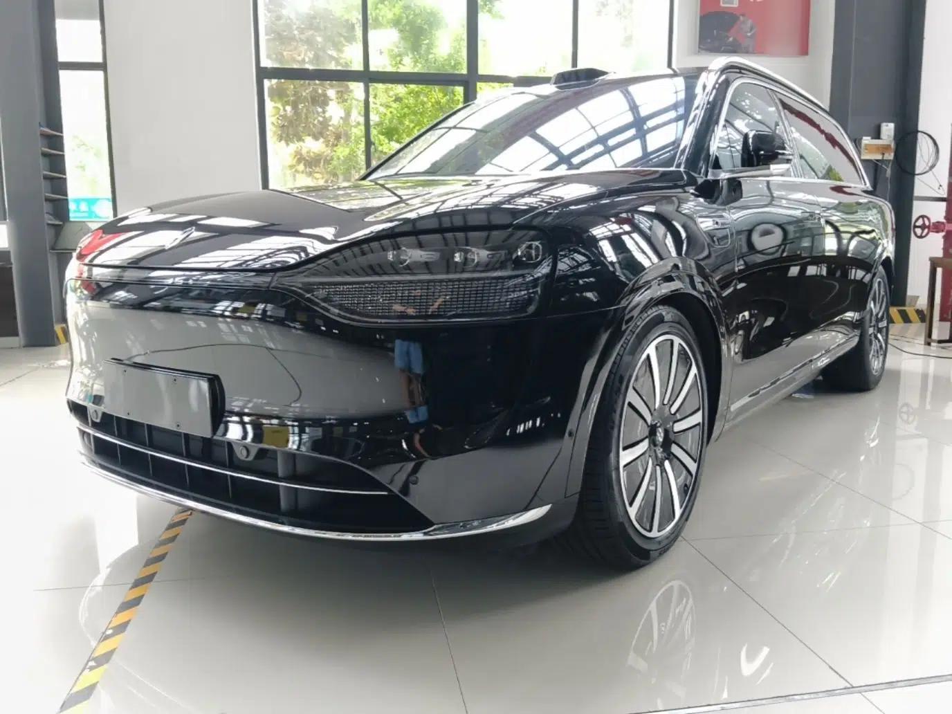 Hima AITO M9 2024 Range-Extended Max Edition 42 kWh 5-Seater Version — миниатюра 1