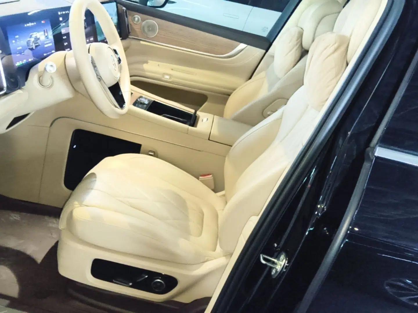 Hima AITO M9 2024 Range-Extended Ultra Version 52 kWh 6-Seater Model — миниатюра 22