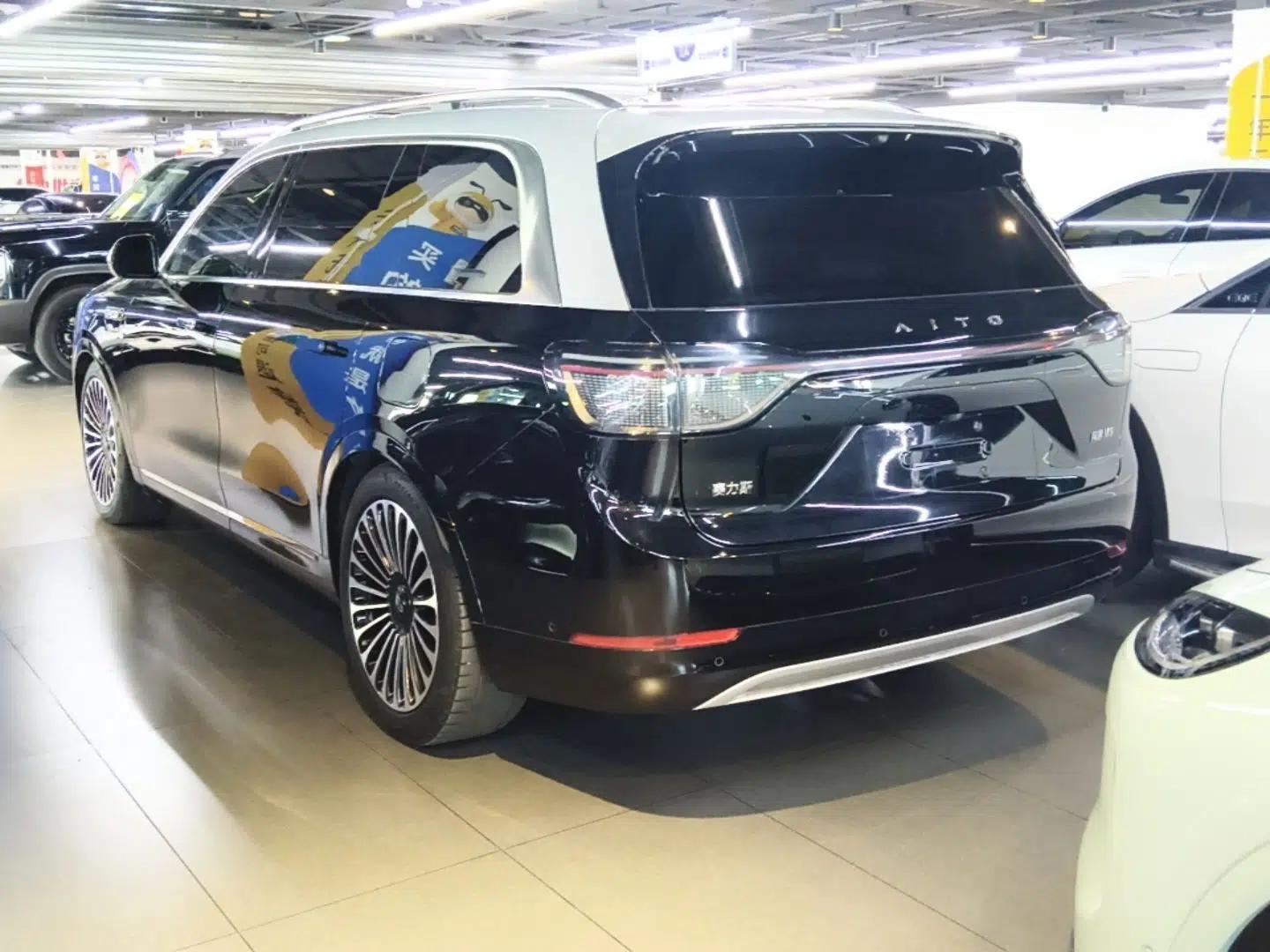 Hima AITO M9 2024 Range-Extended Ultra Version 52 kWh 6-Seater Model — миниатюра 4