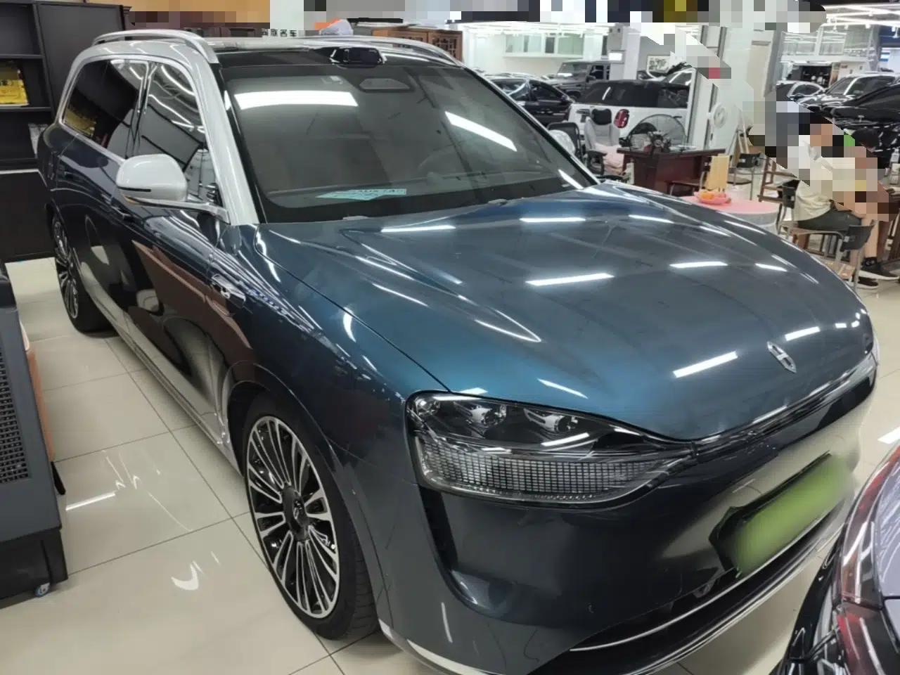 Hima AITO M9 2024 Range-Extended Ultra Version 42 kWh 6-Seater Model — миниатюра 3