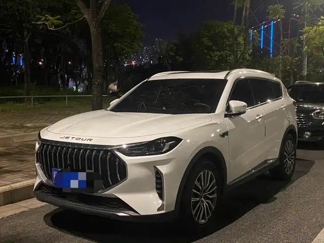 Jetour X70 PLUS 2025 Champion Edition 1.5T DCT Champion PRO 7-seater
