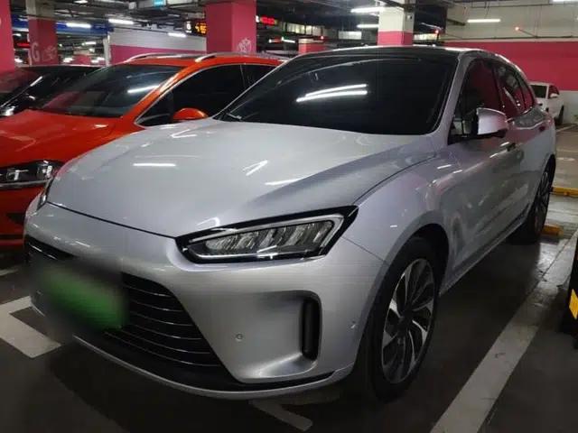 Hima AITO M5 2022 Extended-Range Four-Wheel Drive Performance Version