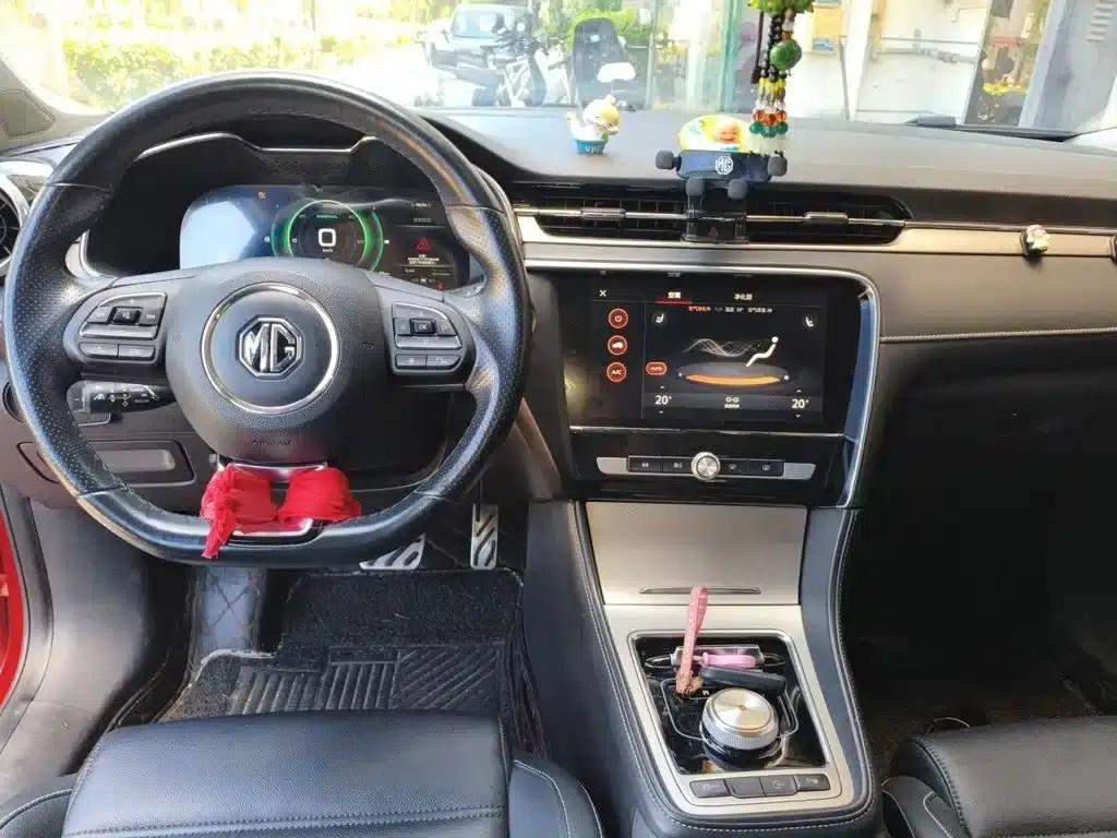 MG6 PHEV 2018 45T E-DRIVE Intelligent Hybrid PILOT Super Internet Edition — миниатюра 13