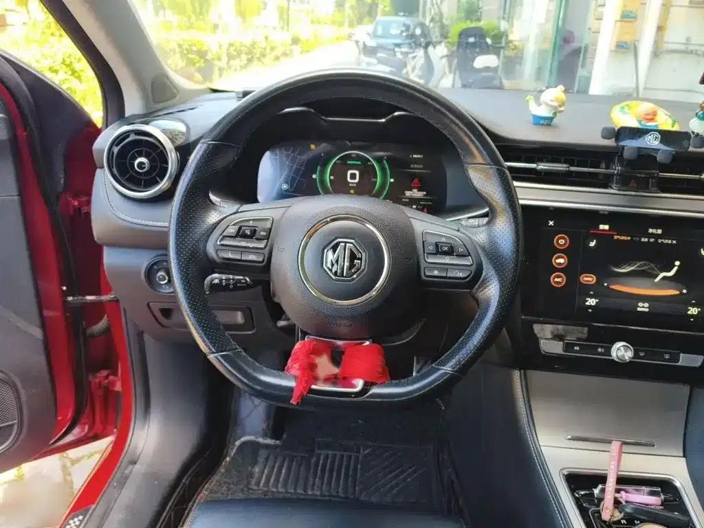 MG6 PHEV 2018 45T E-DRIVE Intelligent Hybrid PILOT Super Internet Edition — миниатюра 3