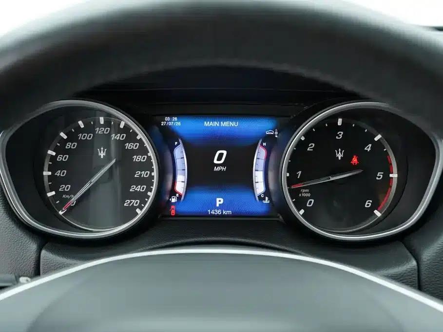 2017 Levante 3.0T Diesel European Spec — миниатюра 32