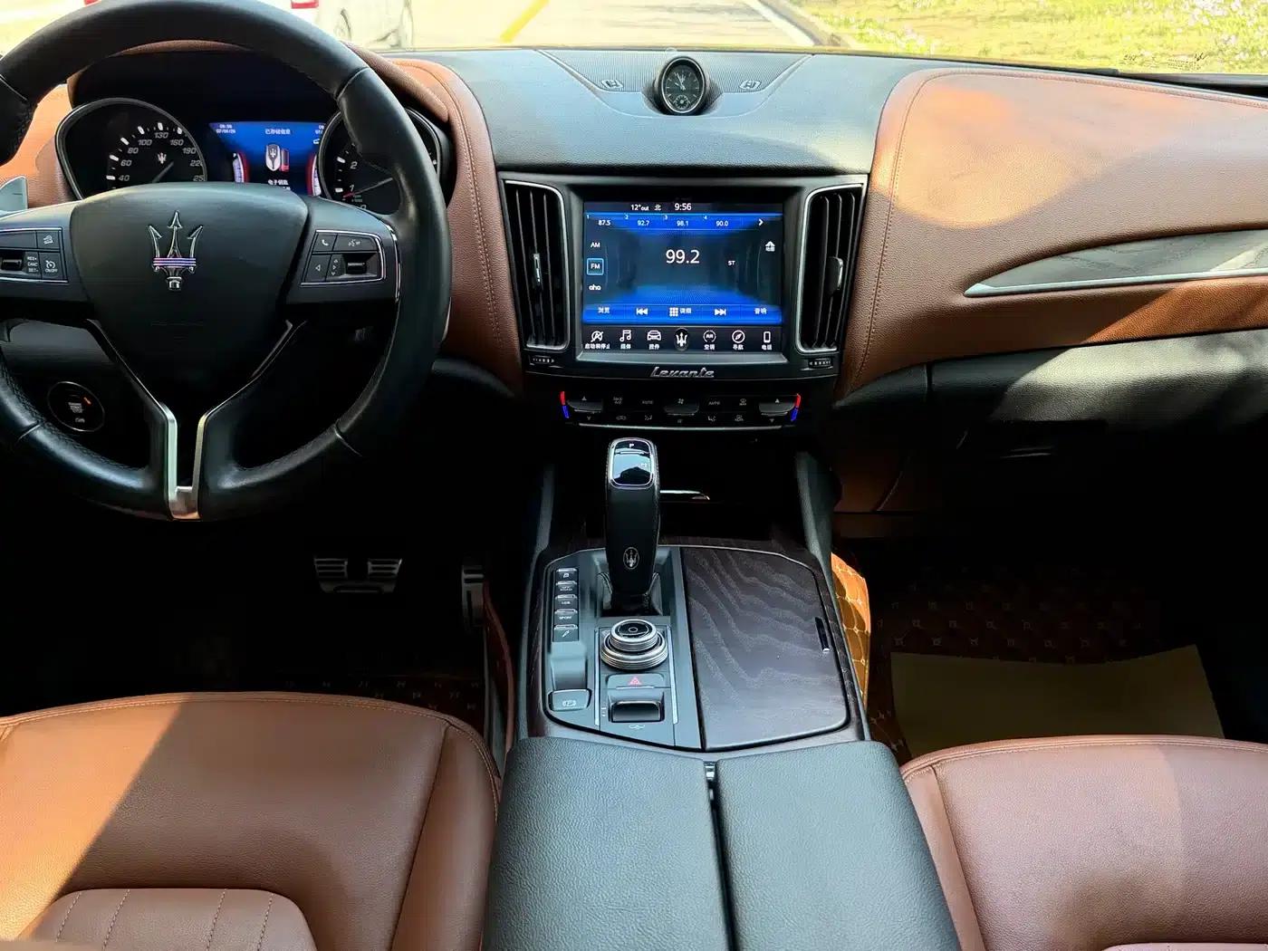 2019 Levante 3.0T Standard Edition (China V Emission Standard) — миниатюра 6