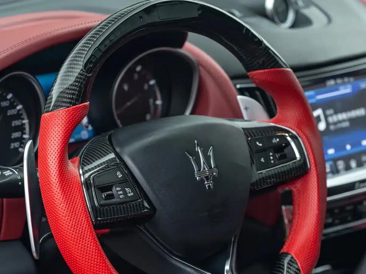2016 Levante 3.0T Standard Edition — миниатюра 5