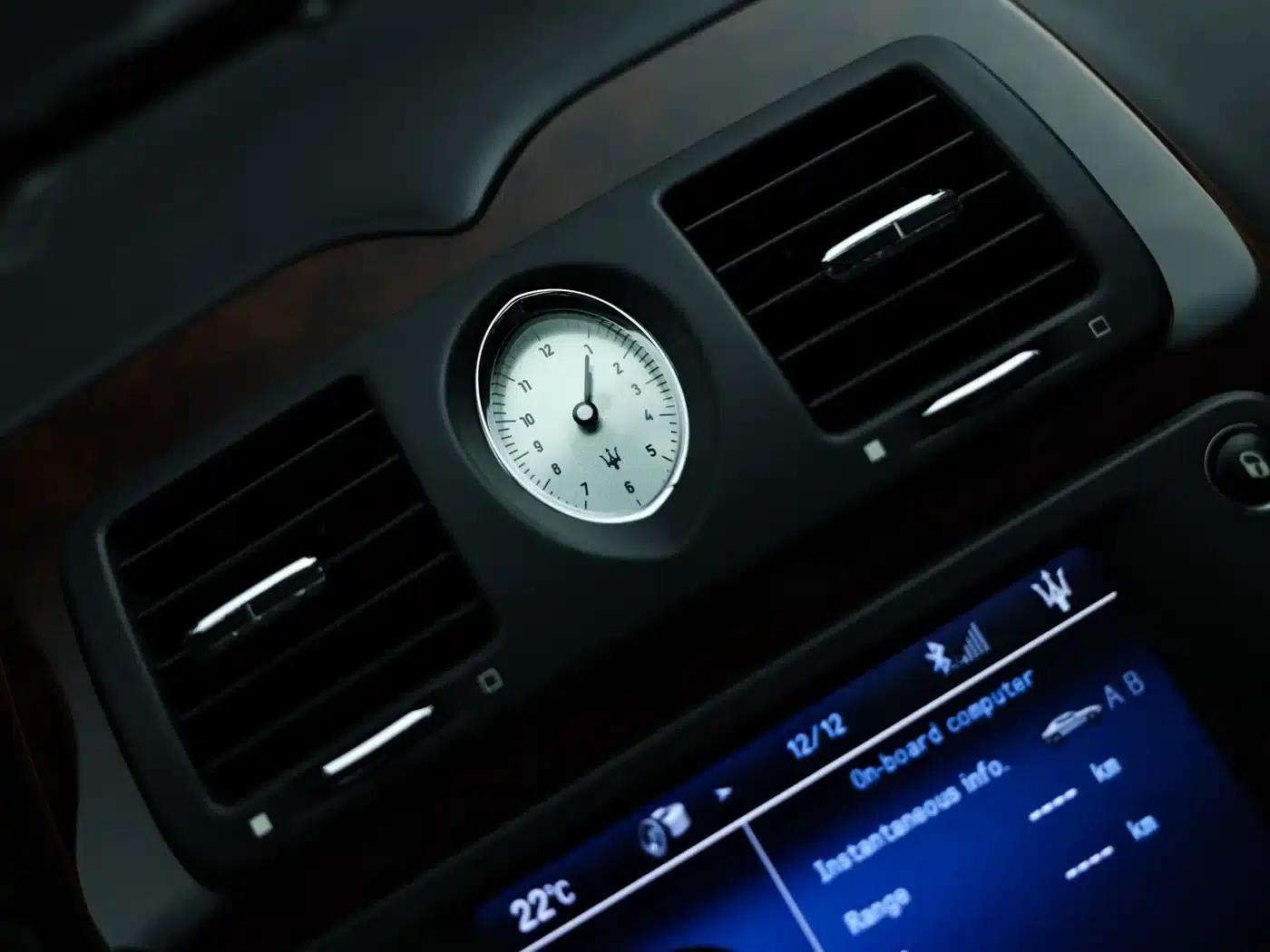 2010 Quattroporte 4.7L Executive Edition — миниатюра 14