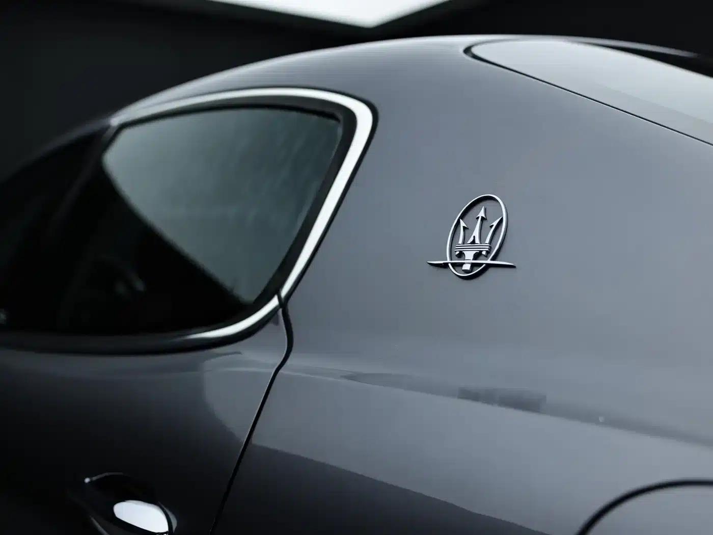 2010 Quattroporte 4.7L Executive Edition — миниатюра 6