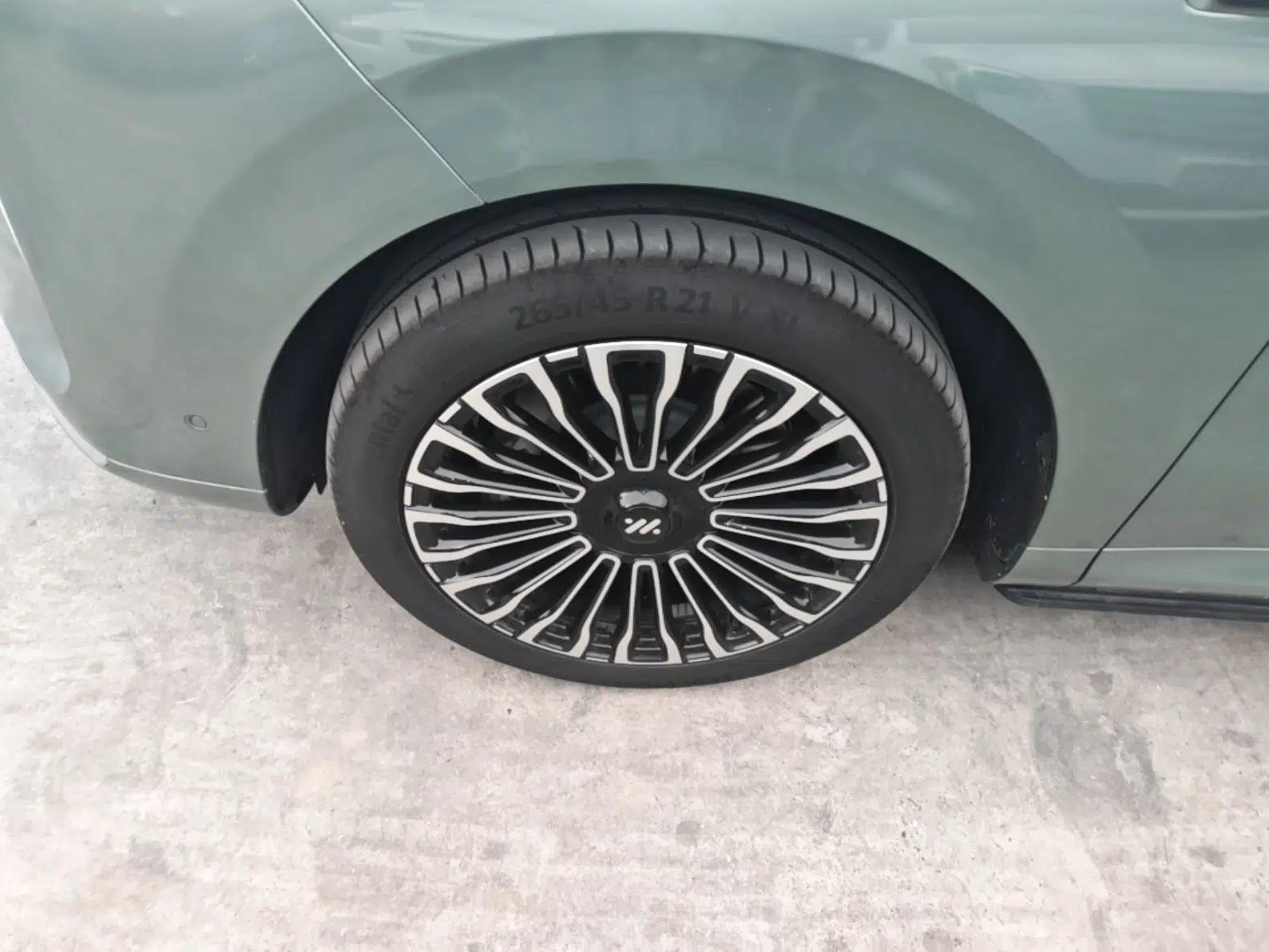 IM Zhiji LS8 2026 Model 52 Max+ Luxury Six-Seat — миниатюра 10