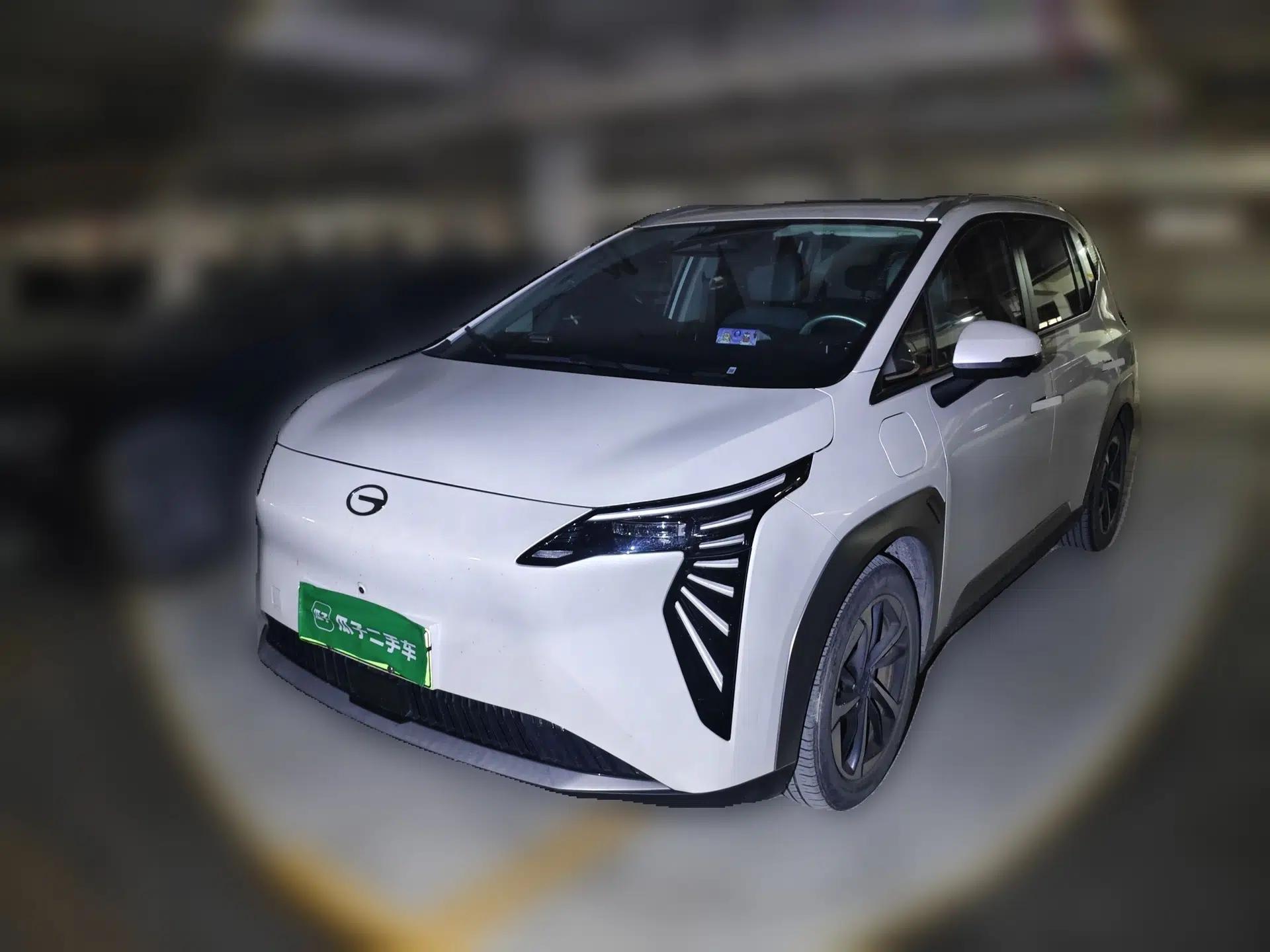 AION Y 2023 Plus 510 Smart Edition — миниатюра 1