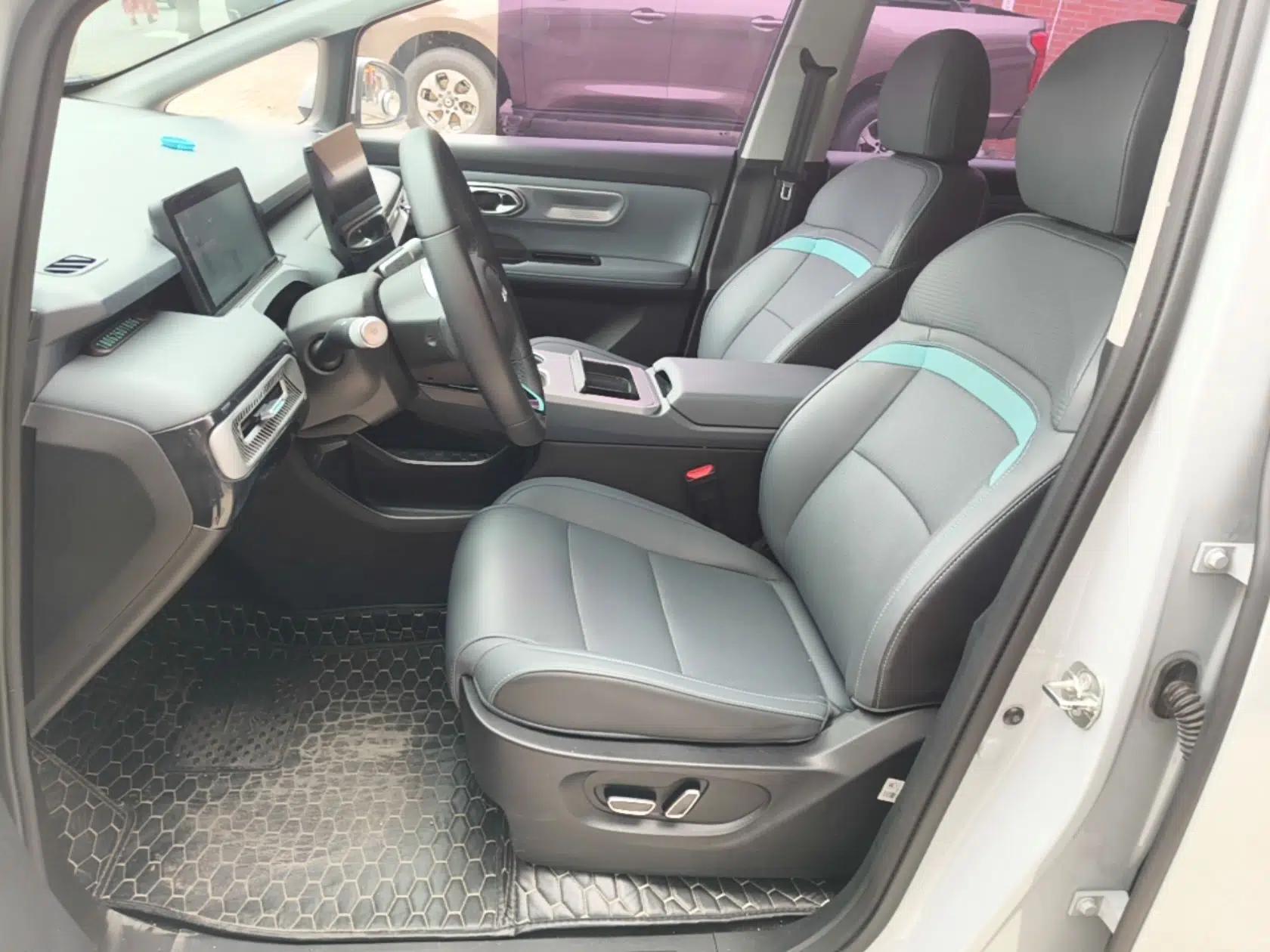 AION Y 2024 Plus 610 Intelligent Driving Version — миниатюра 17