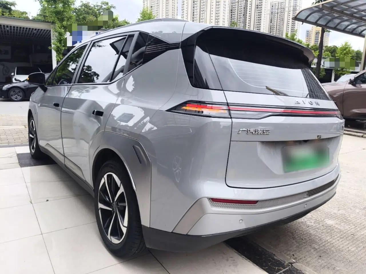 AION Y 2024 Plus 610 Intelligent Driving Version — миниатюра 4