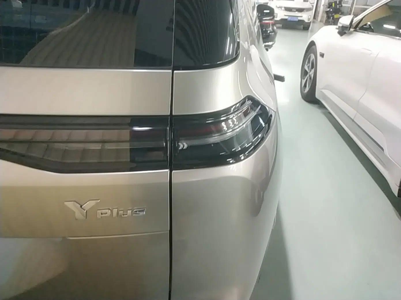 AION Y 2022 Plus 70 Tech Edition — миниатюра 9