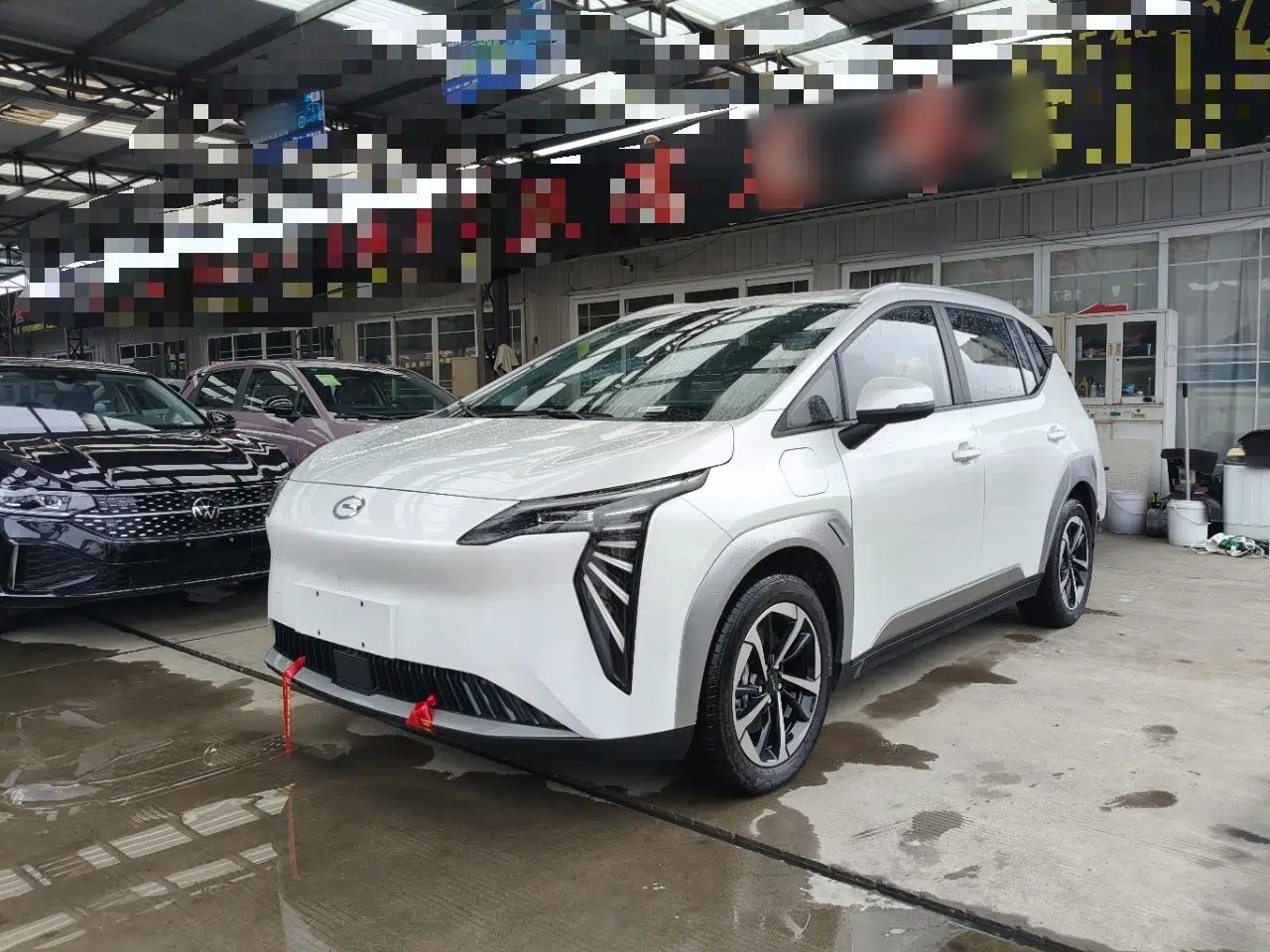 AION Y 2025 Plus 510 Smart Edition — миниатюра 1