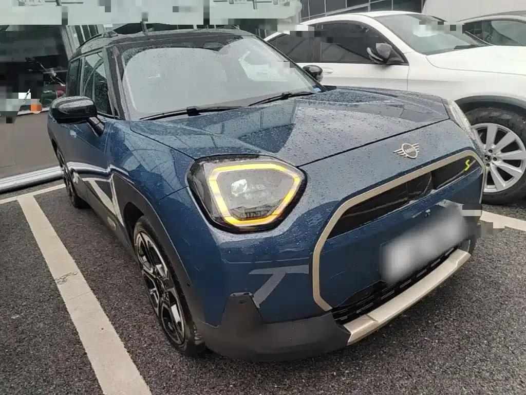 2024 Electric MINI Aceman SE Artist — миниатюра 4