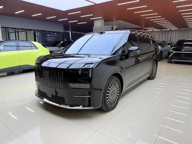 ZEEKR 009 2024 Model, Six-Seat Executive Edition, Four-Wheel Drive, 108kWh