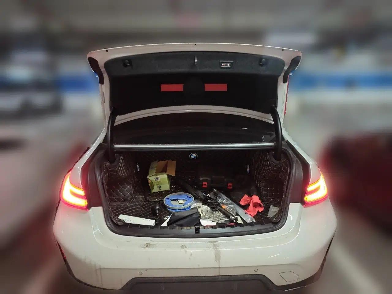 BMW 3 Series 2023 325Li M Sport Package — миниатюра 19