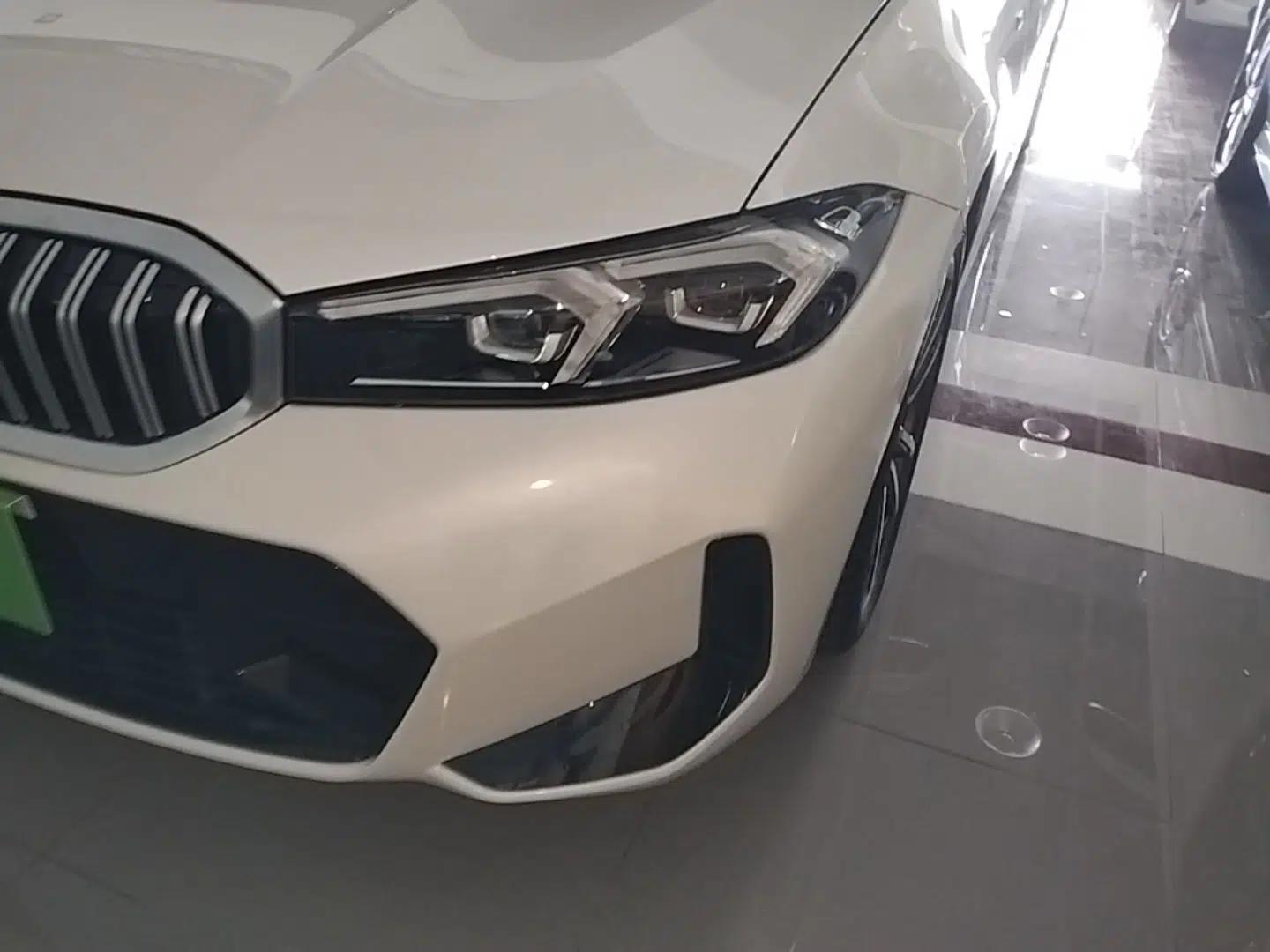 BMW 3 Series 2023 320Li M Sport Package — миниатюра 8