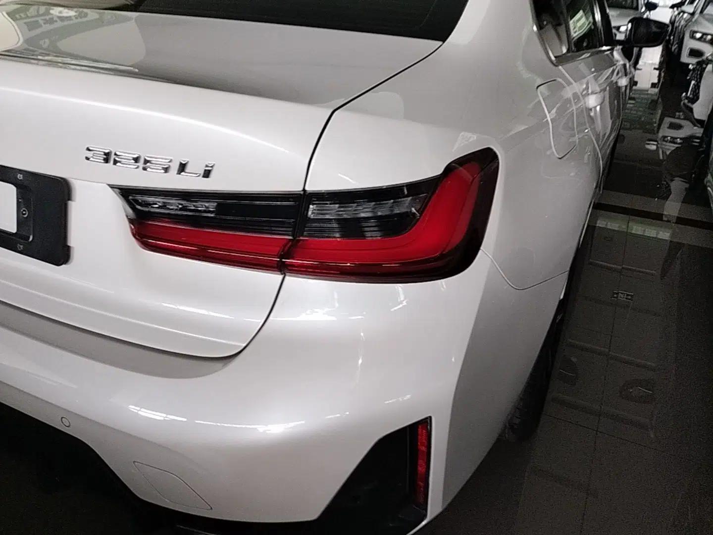 BMW 3 Series 2023 320Li M Sport Package — миниатюра 9