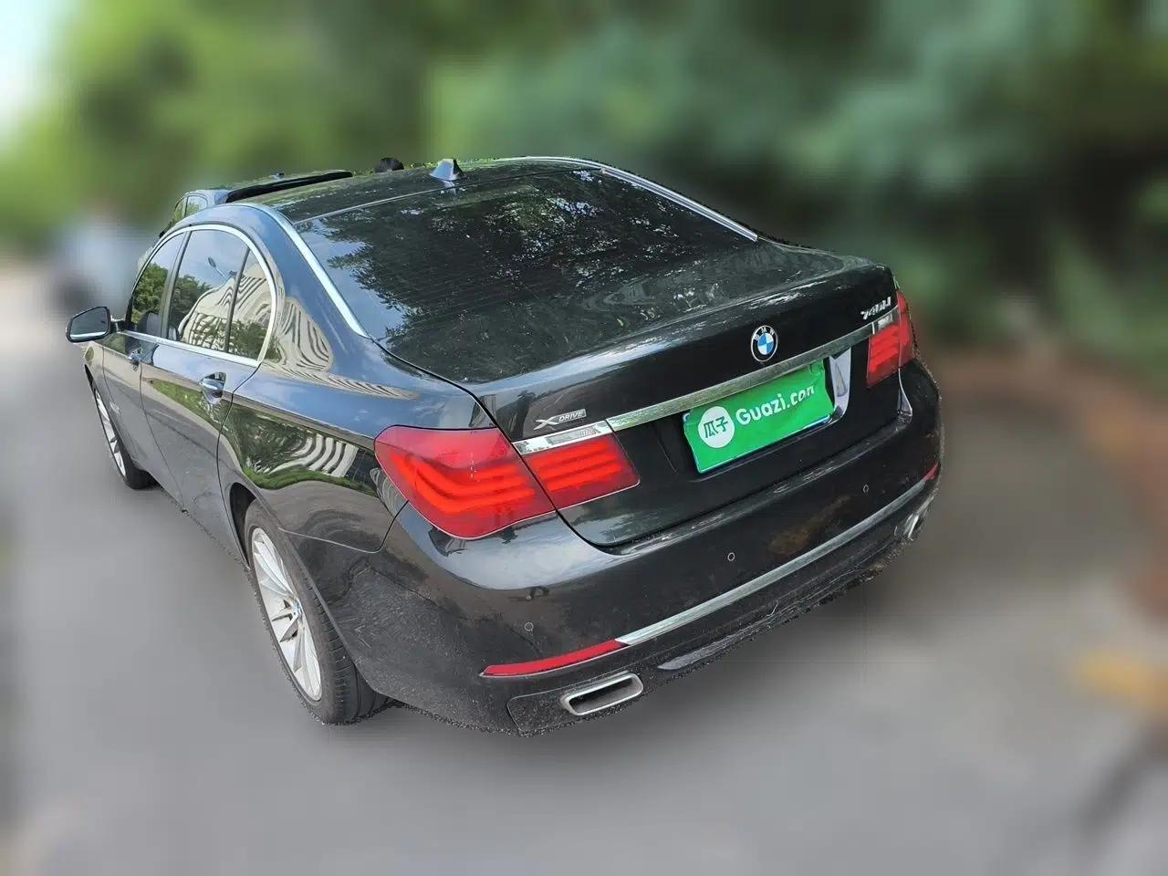 BMW 7 Series 2013 740Li xDrive — миниатюра 4