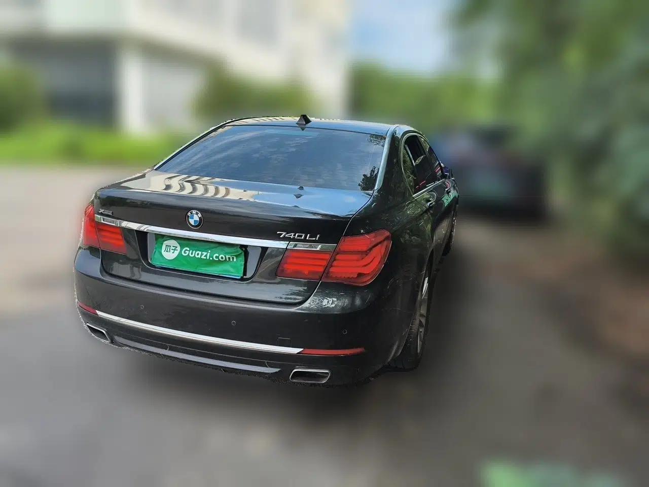 BMW 7 Series 2013 740Li xDrive — миниатюра 6