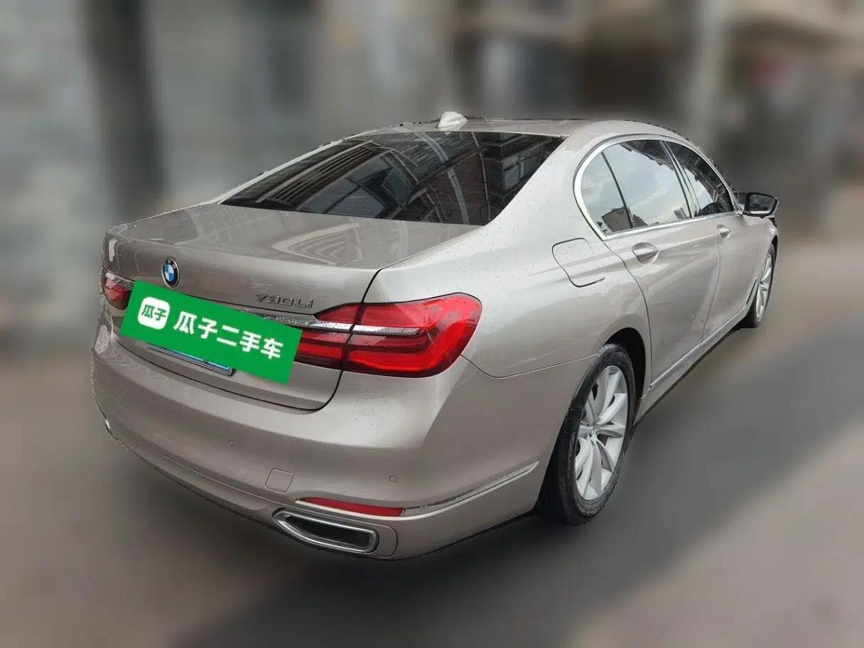 BMW 7 Series 2016 730Li Leading Model — миниатюра 6