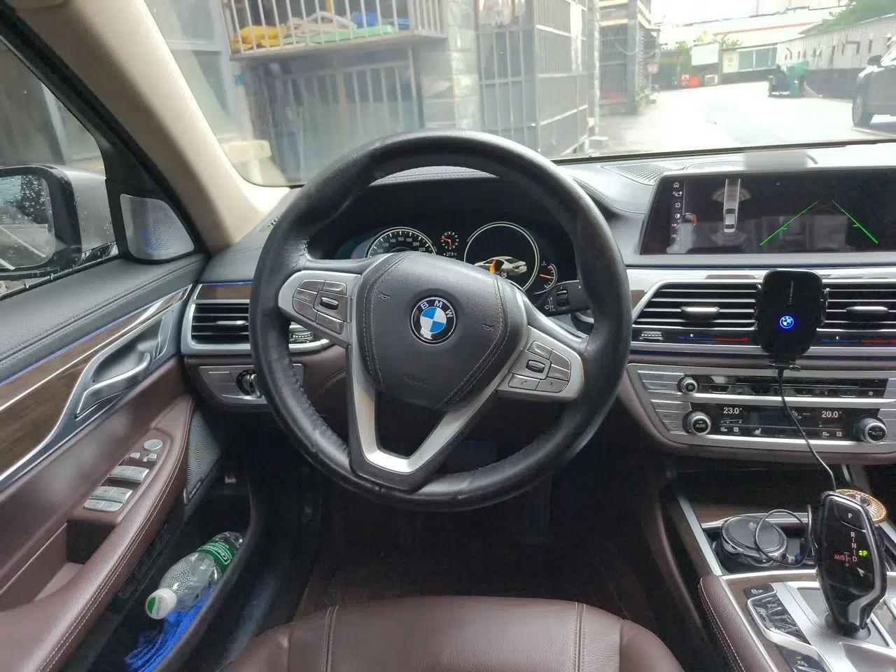 BMW 7 Series 2016 730Li Leading Model — миниатюра 10