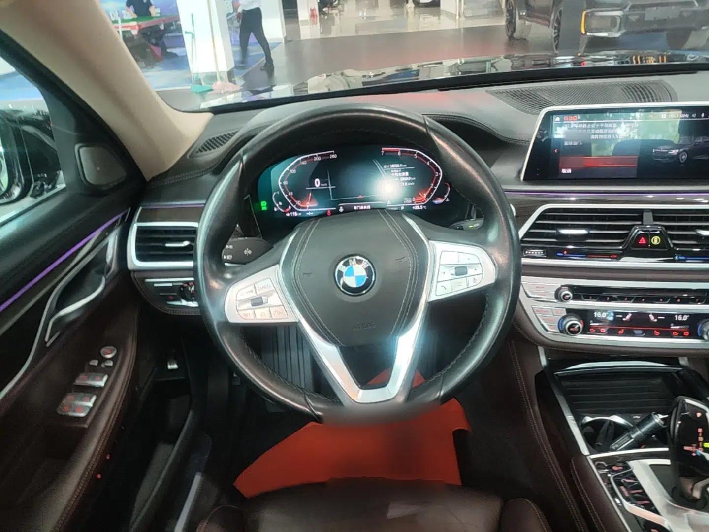 BMW 7 Series 2019 730Li Luxury Package — миниатюра 18