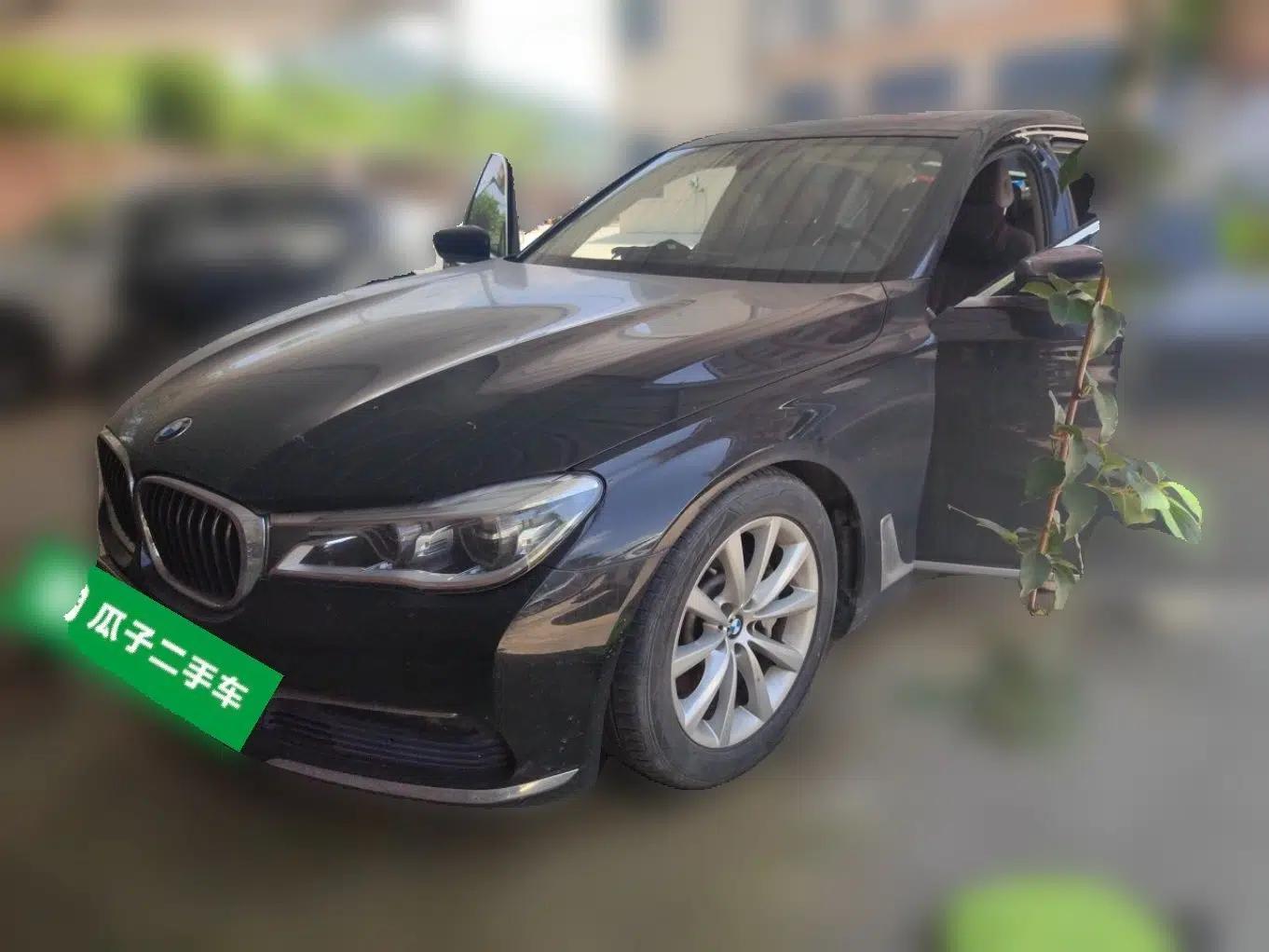 BMW 7 Series 2016 730Li Leading Model — миниатюра 1