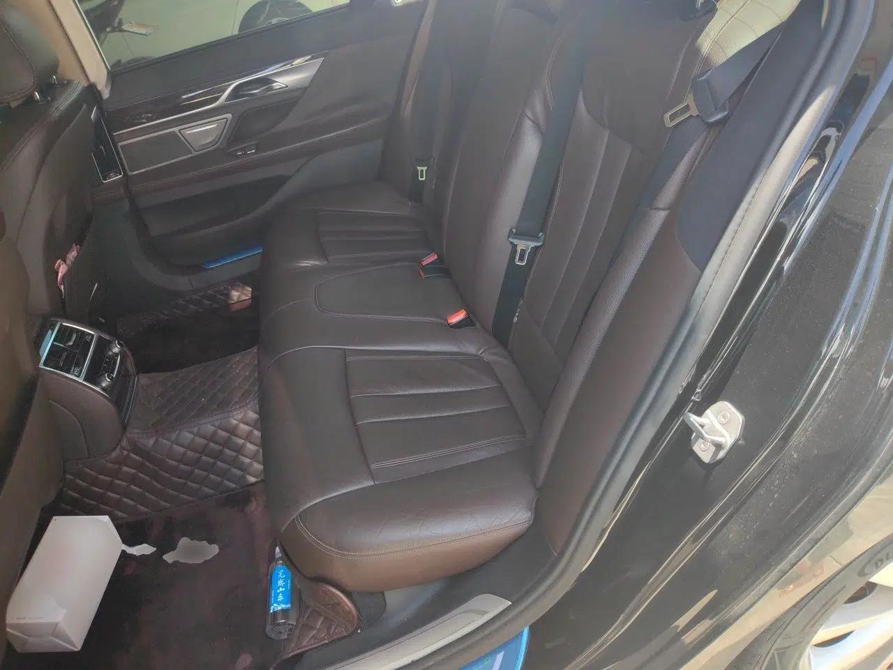 BMW 7 Series 2016 730Li Leading Model — миниатюра 17