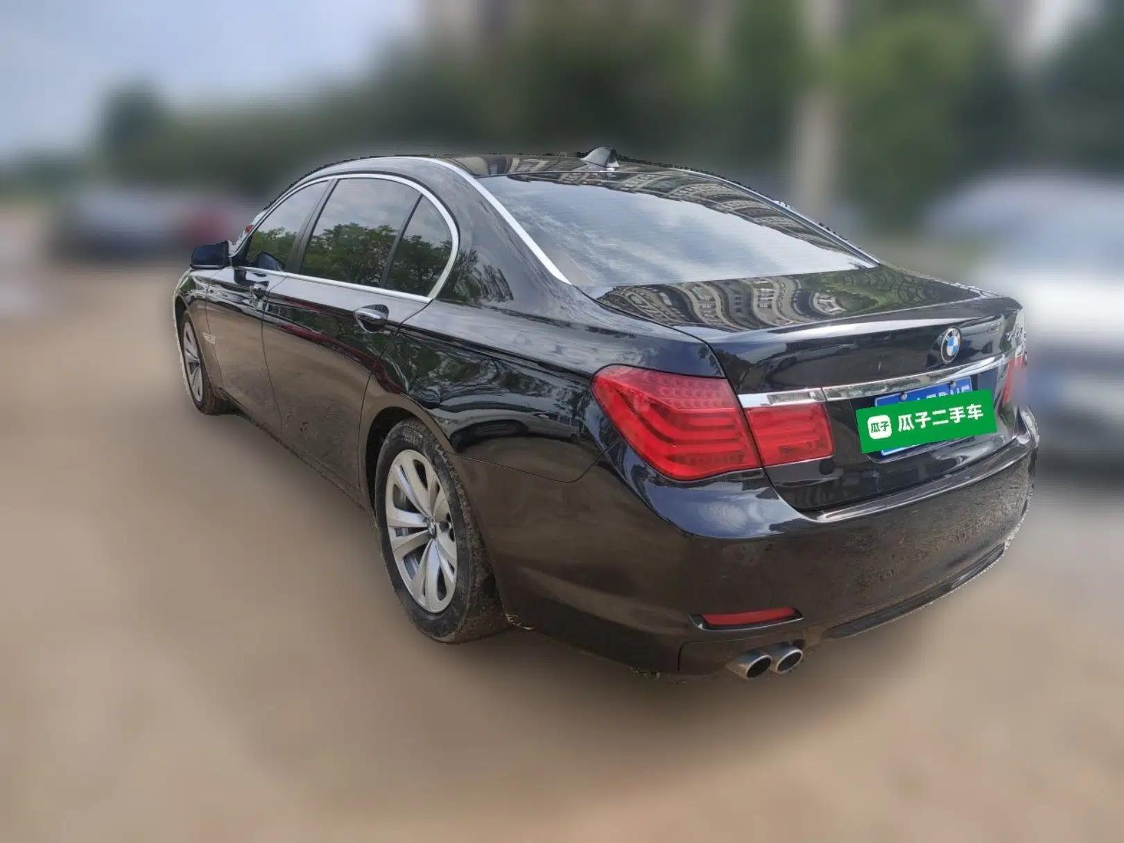 BMW 7 Series 2011 730Li Elegant Model — миниатюра 4