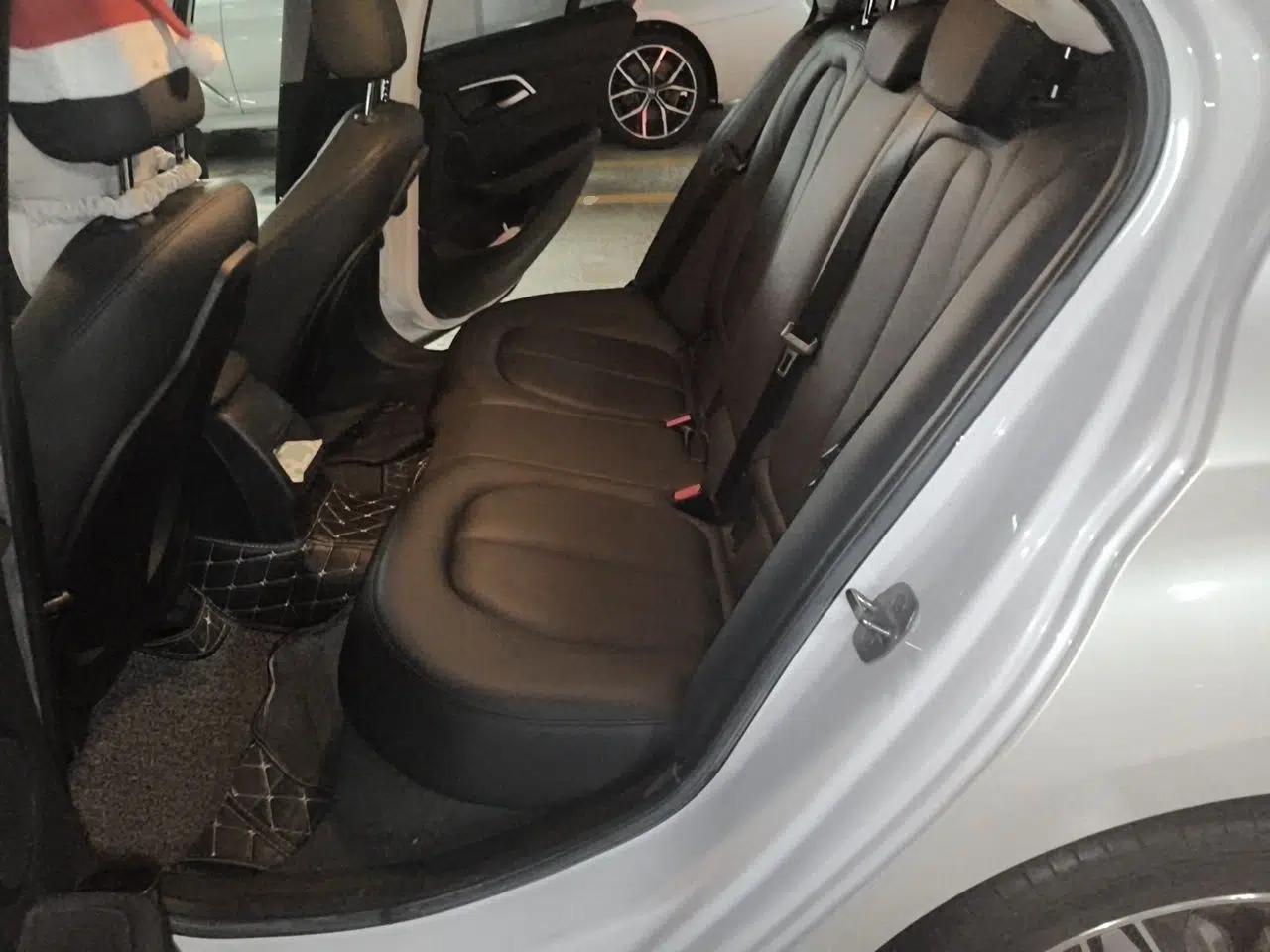 BMW 1 Series 2019 118i Fashion Model — миниатюра 17
