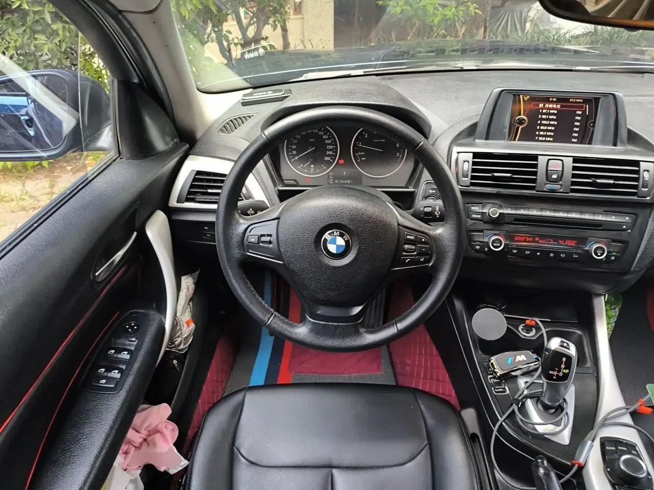 BMW 1 Series 2012 118i Leading Model — миниатюра 10