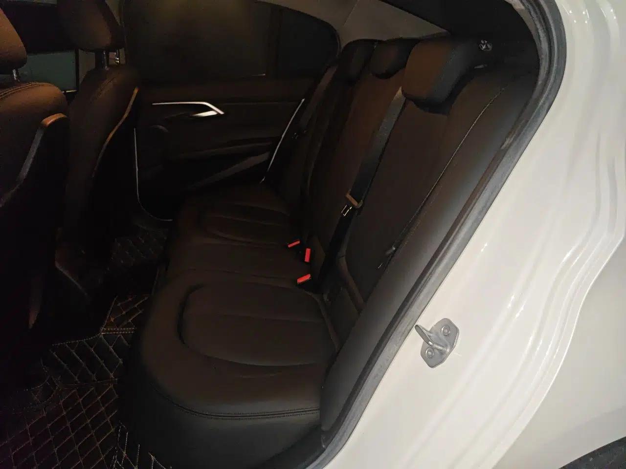 BMW 1 Series 2019 118i Fashion Model — миниатюра 17