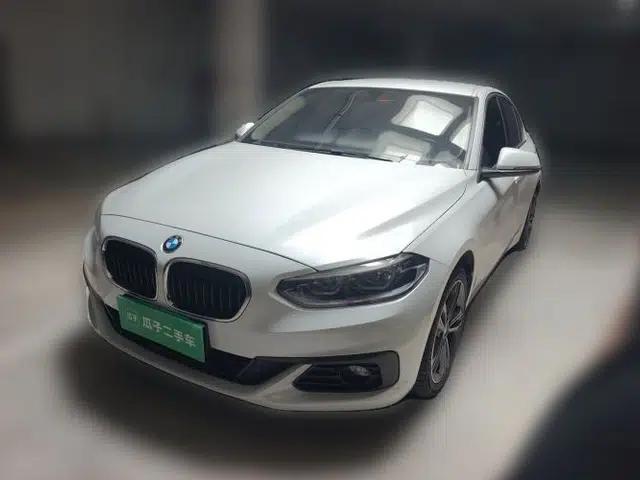 BMW 1 Series 2019 118i Fashion Model