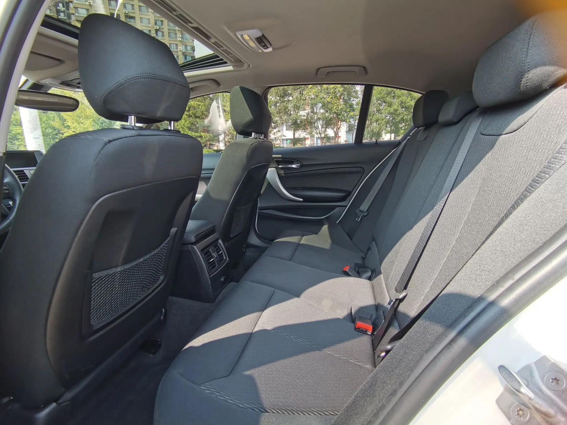 BMW 1 Series 2016 120i Leading Model — миниатюра 12
