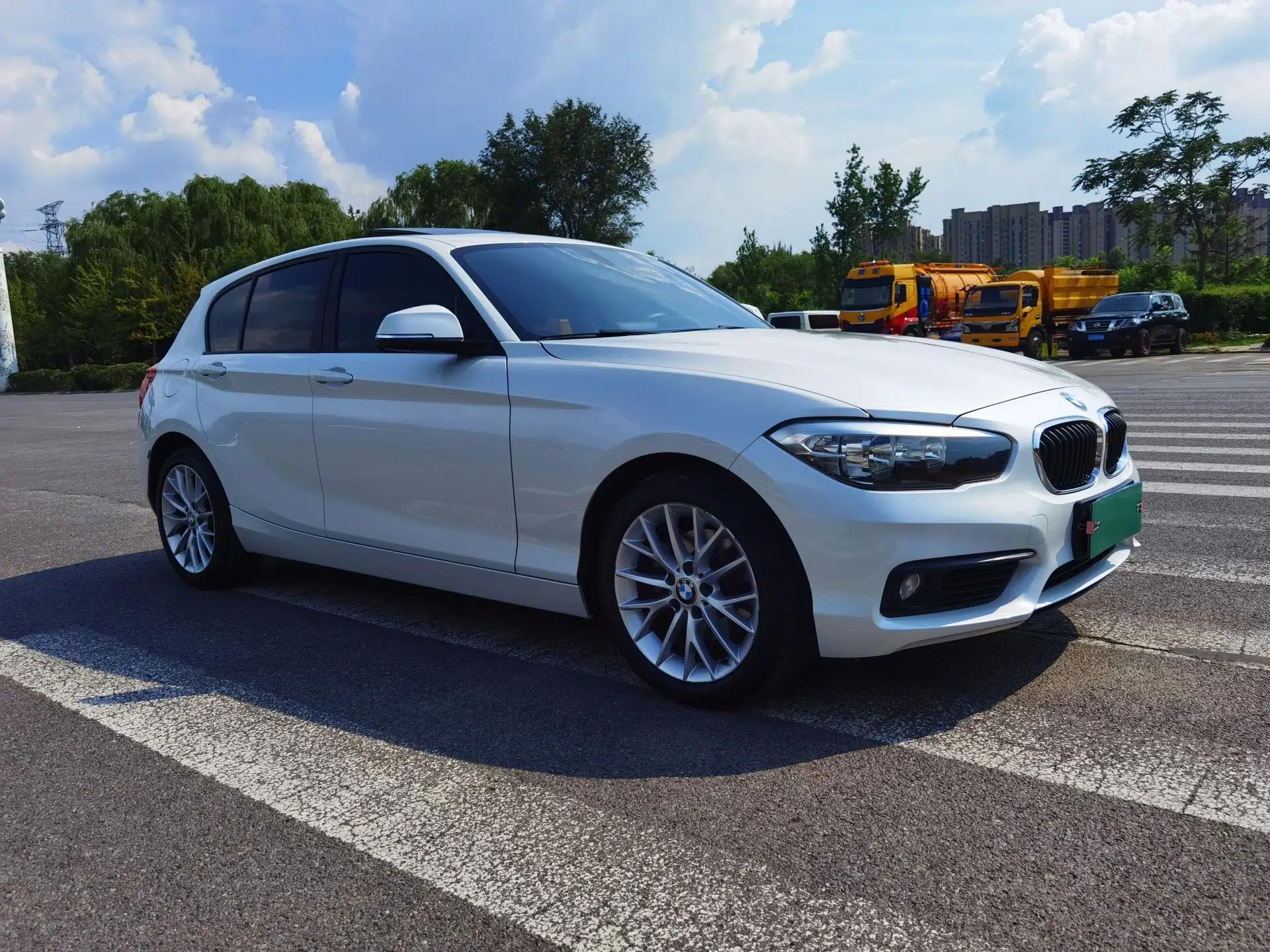 BMW 1 Series 2016 120i Leading Model — миниатюра 3
