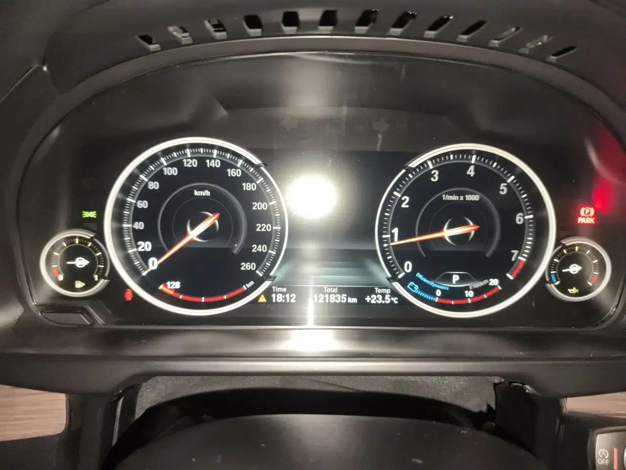 BMW X5 2017 xDrive28i — миниатюра 11
