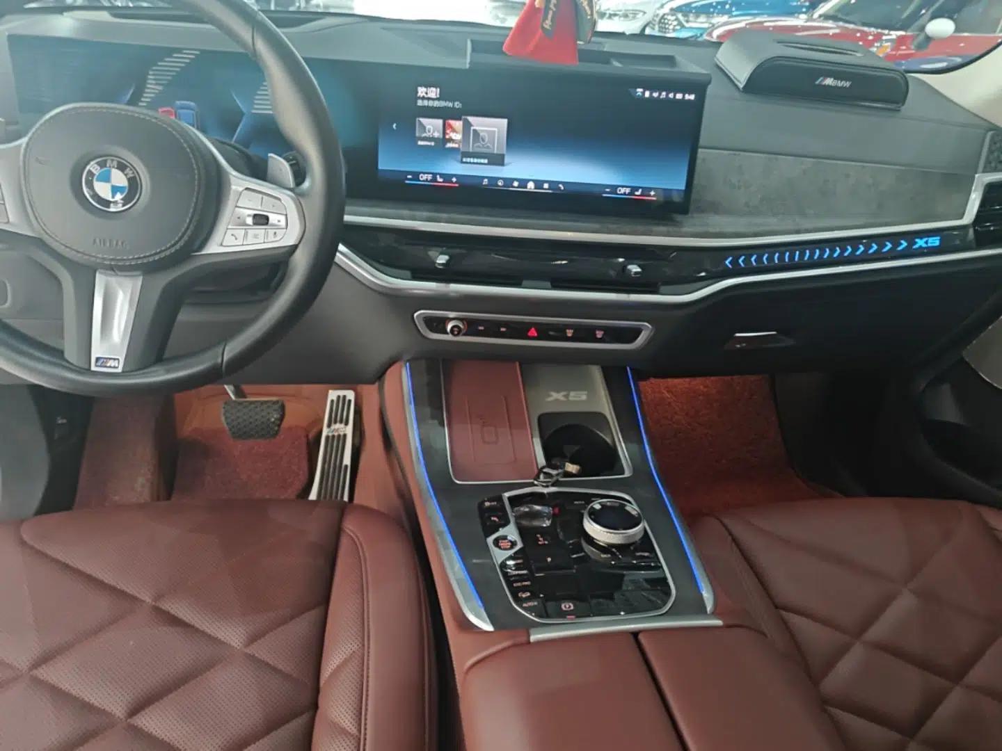 BMW X5 2023 xDrive 30Li Luxury M Sport Package — миниатюра 15