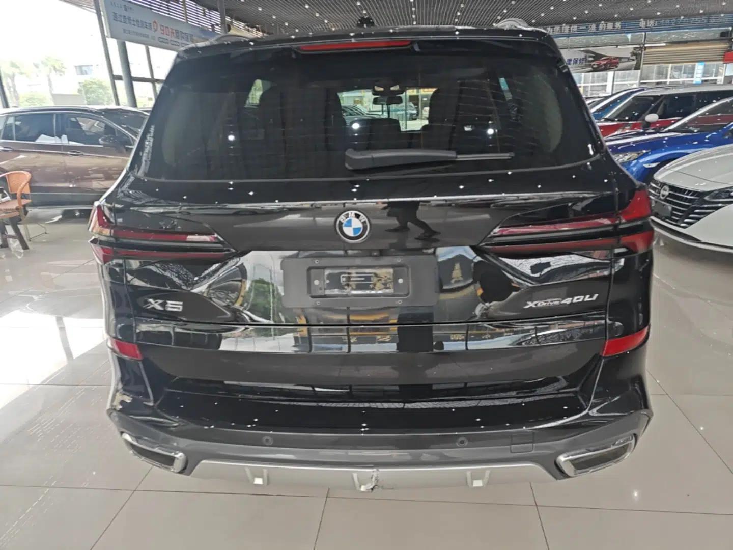 BMW X5 2023 xDrive 30Li Luxury M Sport Package — миниатюра 5